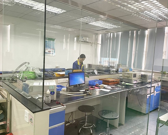 高頻實驗室+網(wǎng)絡分析儀（HDMI/USB/lightning產(chǎn)品參數(shù)測試）